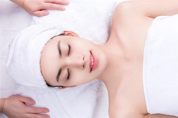 痘医生美白小技巧！